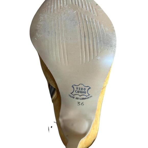 Mustard Suede Ruffle Trim Ankle Boots 4" Heel Size 36 Made in Lebanon - Picture 11 of 11